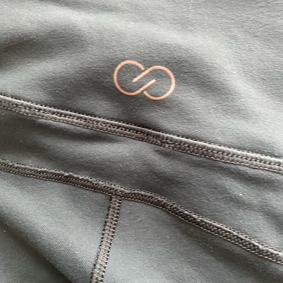 Calia Leggings - Picture 2 of 5